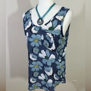 Loft sz sm top sleeveless with a silky feel   Pretty print in blues and white